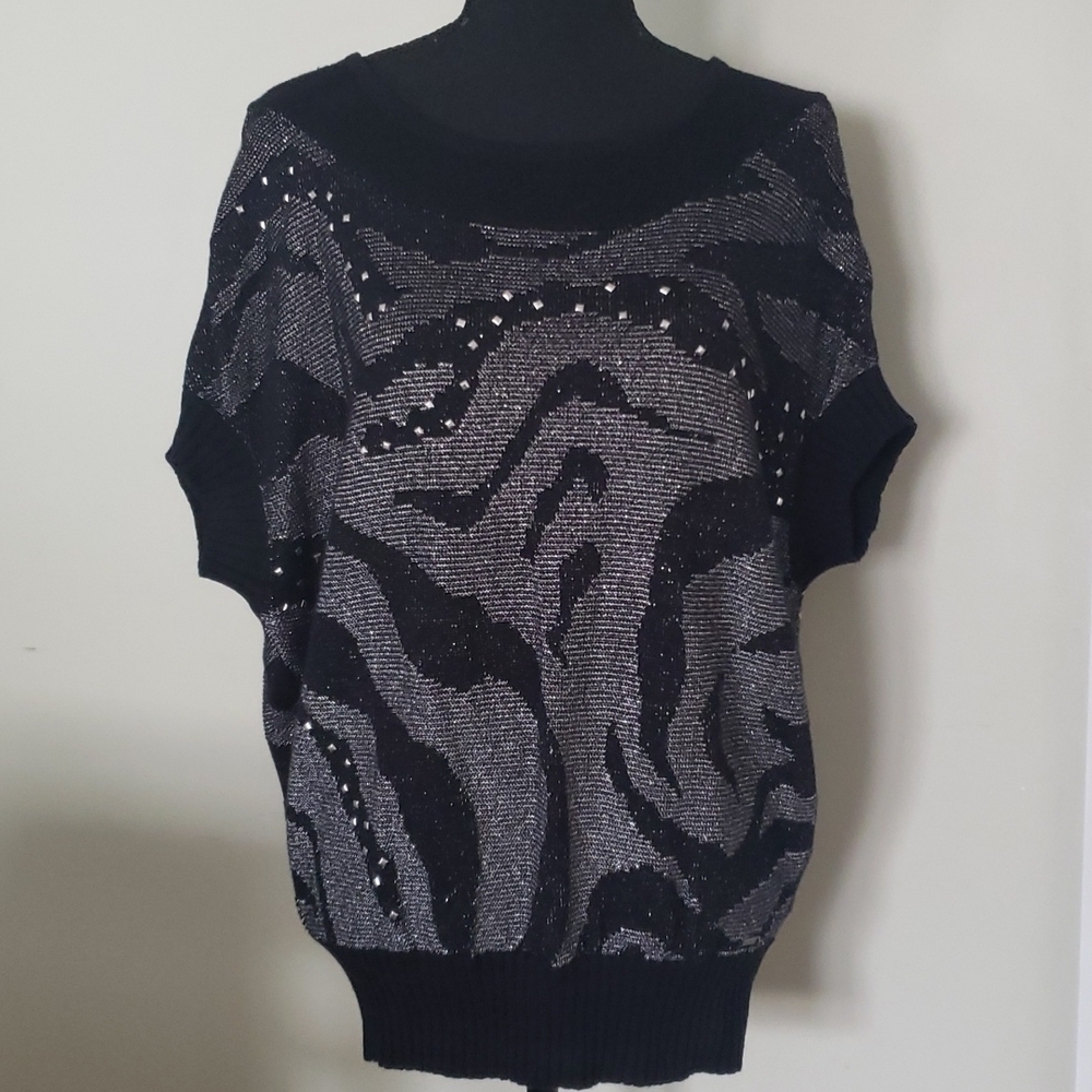 Guess silvery top size xs